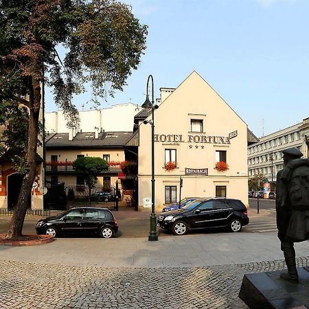 Nobilton Hotel Krasków Exterior foto
